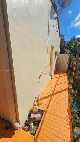 156 NW 88th St, El Portal, FL 33150
