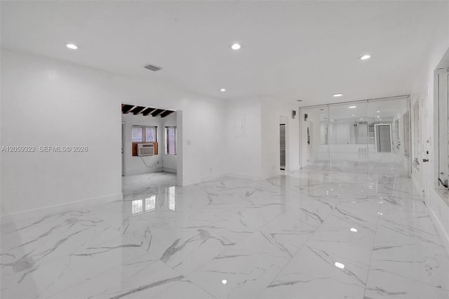 156 NW 88th St, El Portal, FL 33150