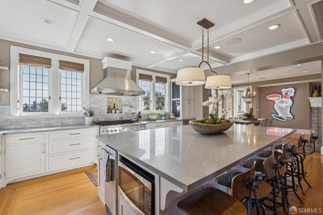 62 Farragut Avenue, Piedmont, CA 94610