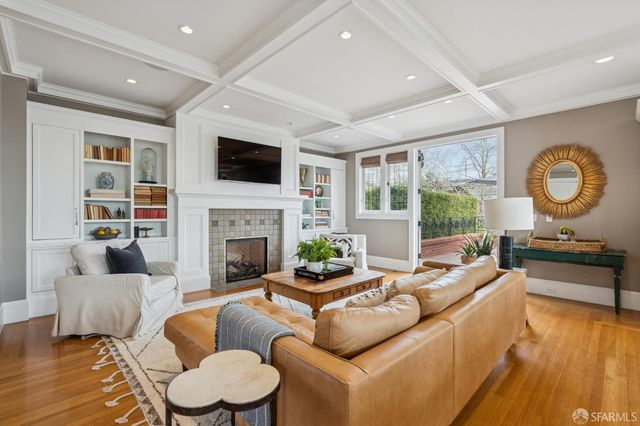 62 Farragut Avenue, Piedmont, CA 94610