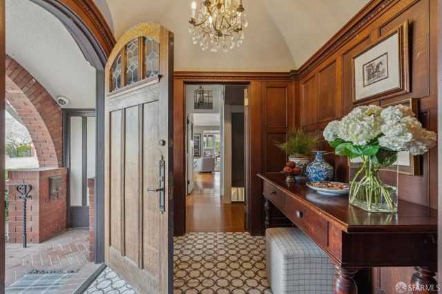 62 Farragut Avenue, Piedmont, CA 94610