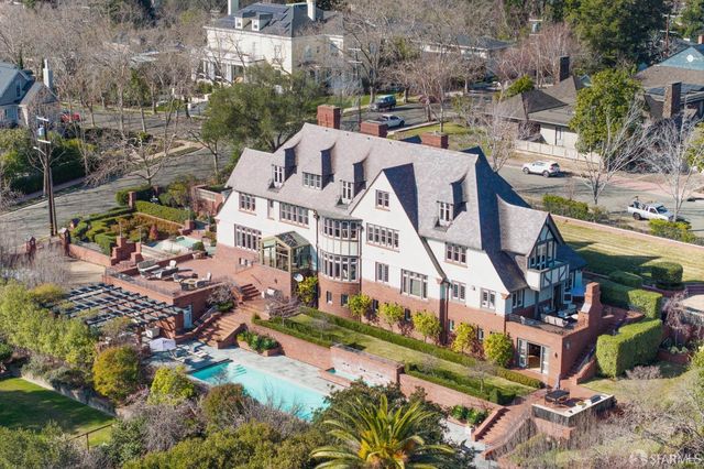 62 Farragut Avenue, Piedmont, CA 94610