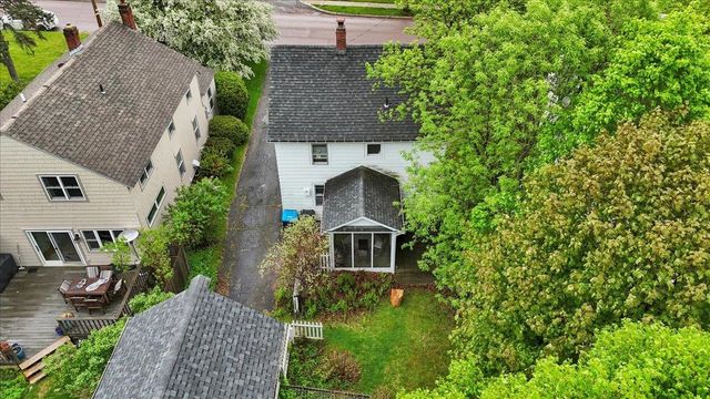 22 Proctor Avenue, South Burlington, VT 05403