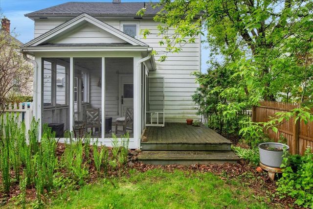 22 Proctor Avenue, South Burlington, VT 05403