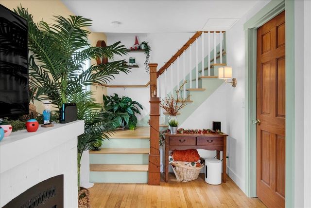 22 Proctor Avenue, South Burlington, VT 05403