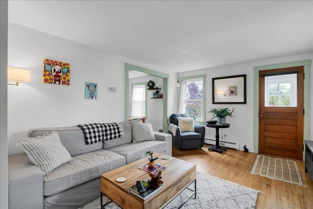 22 Proctor Avenue, South Burlington, VT 05403
