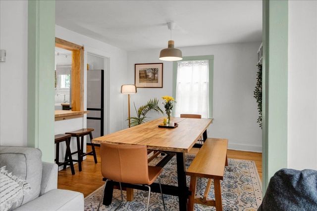 22 Proctor Avenue, South Burlington, VT 05403
