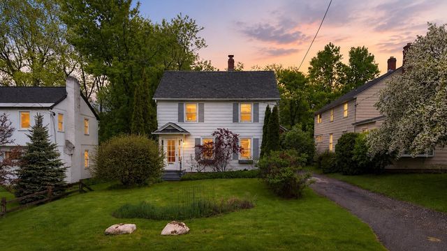 22 Proctor Avenue, South Burlington, VT 05403