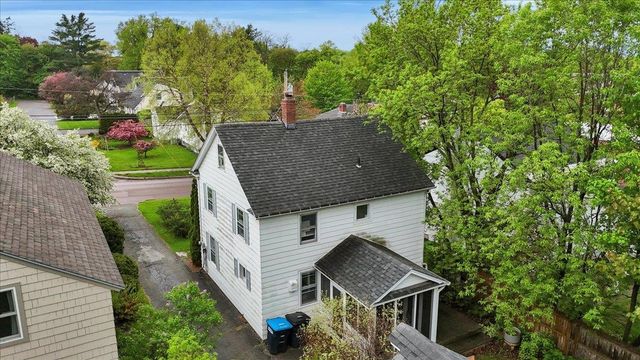 22 Proctor Avenue, South Burlington, VT 05403
