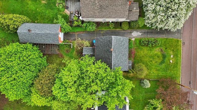 22 Proctor Avenue, South Burlington, VT 05403