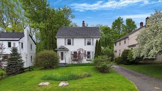 22 Proctor Avenue, South Burlington, VT 05403