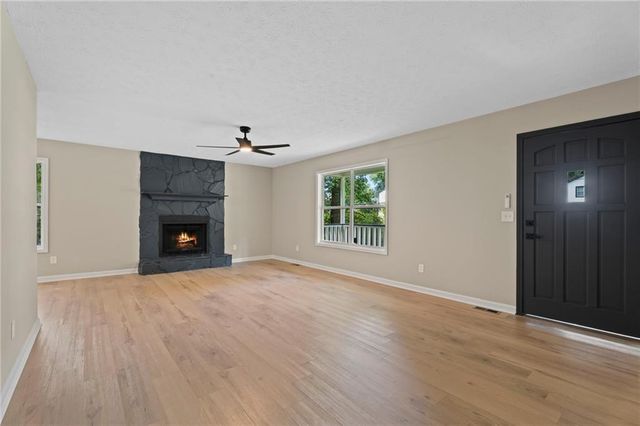 4553 Mars Court NW, Acworth, GA 30101