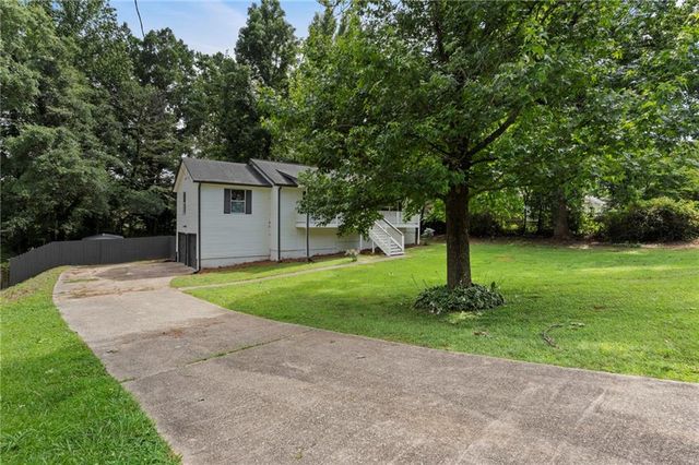 4553 Mars Court NW, Acworth, GA 30101