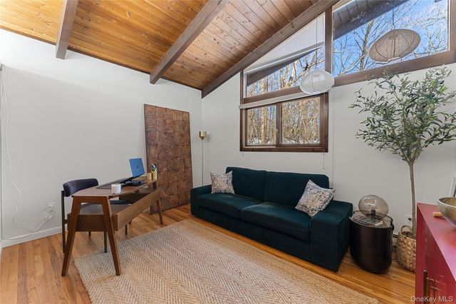 4 McGuire Lane, Croton-on-hudson, NY 10567