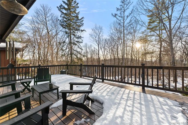 4 McGuire Lane, Croton-on-hudson, NY 10567