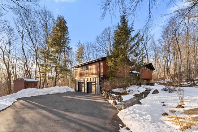 4 McGuire Lane, Croton-on-hudson, NY 10567