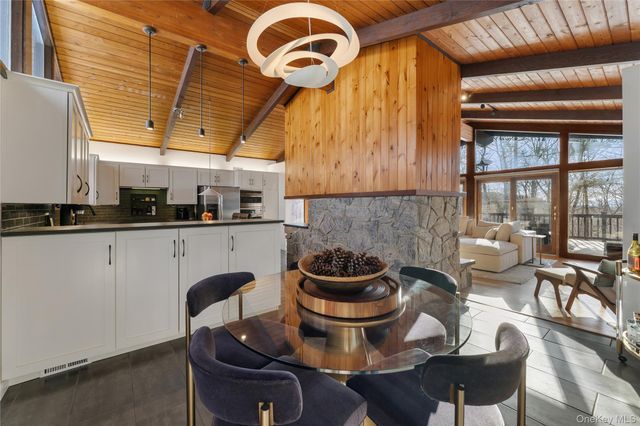 4 McGuire Lane, Croton-on-hudson, NY 10567