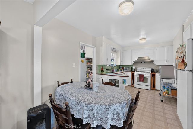 7307 Lenox Avenue, Riverside, CA 92504