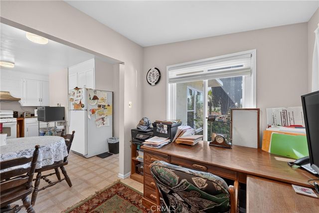 7307 Lenox Avenue, Riverside, CA 92504