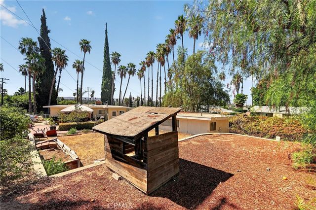 7307 Lenox Avenue, Riverside, CA 92504