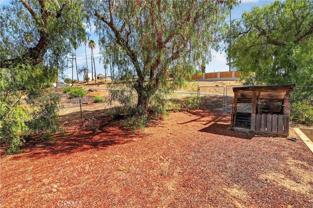 7307 Lenox Avenue, Riverside, CA 92504