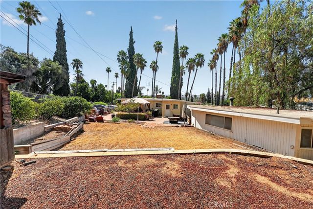 7307 Lenox Avenue, Riverside, CA 92504