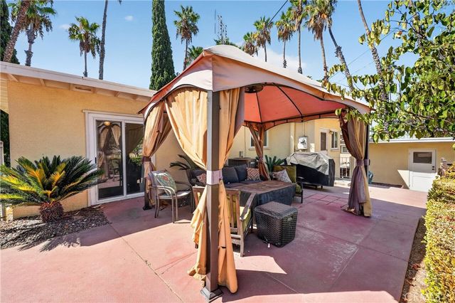 7307 Lenox Avenue, Riverside, CA 92504