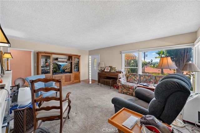 7307 Lenox Avenue, Riverside, CA 92504
