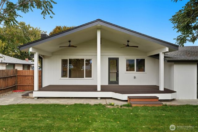 1328 Dakota Street, Walla Walla, WA 99362