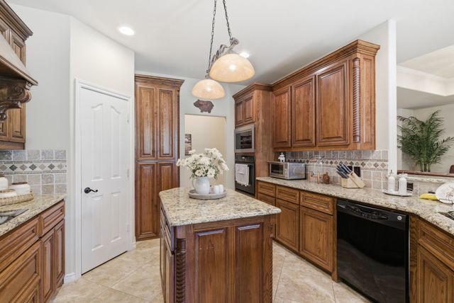1596 County Road 510, Stephenville, TX 76401