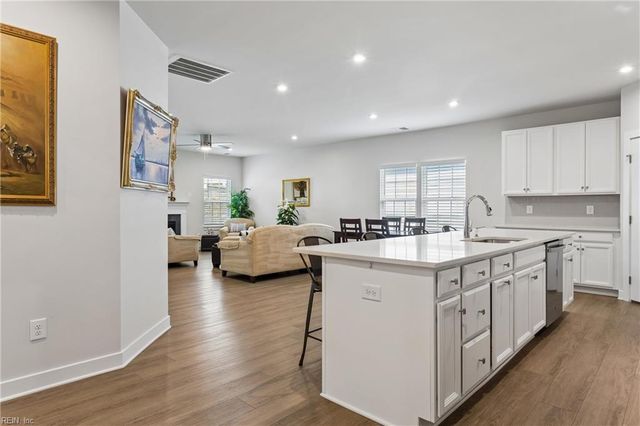 207 Apprentice LNDG, Williamsburg, VA 23185