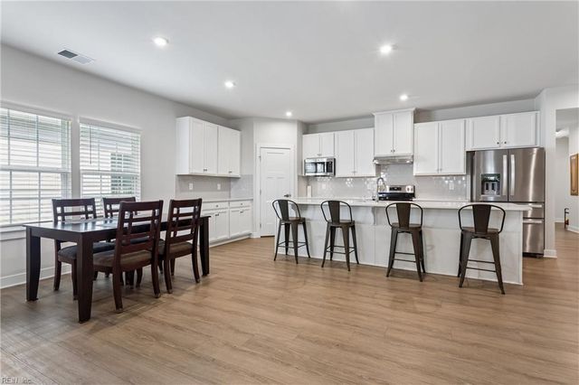 207 Apprentice LNDG, Williamsburg, VA 23185