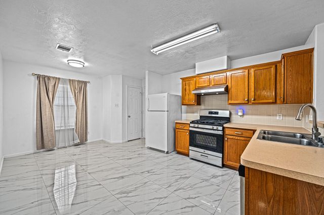 8131 Golden Trace Court, Houston, TX 77083