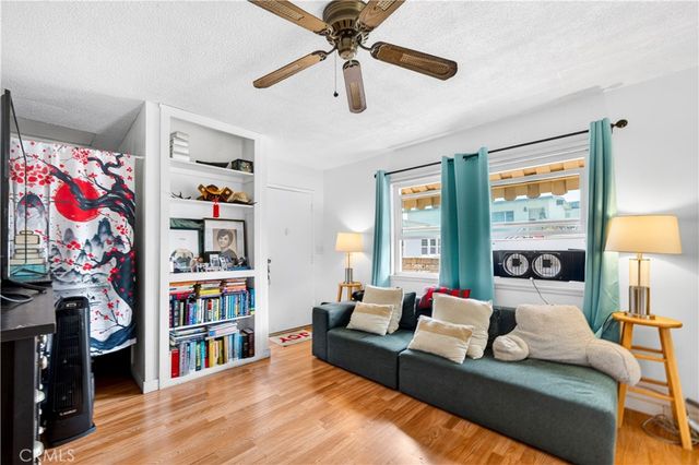 981 W Upland, San Pedro, CA 90731