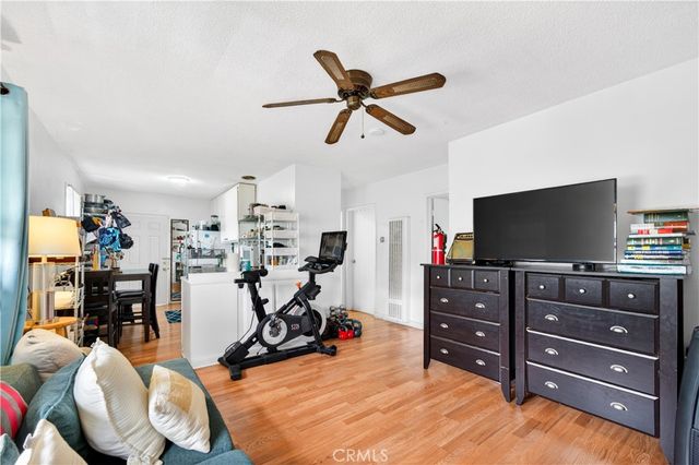 981 W Upland, San Pedro, CA 90731