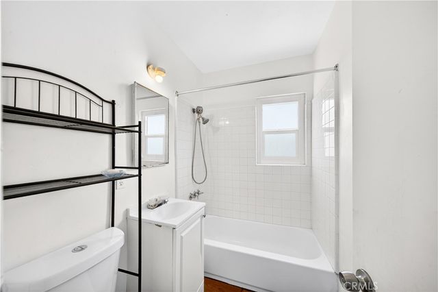 981 W Upland, San Pedro, CA 90731