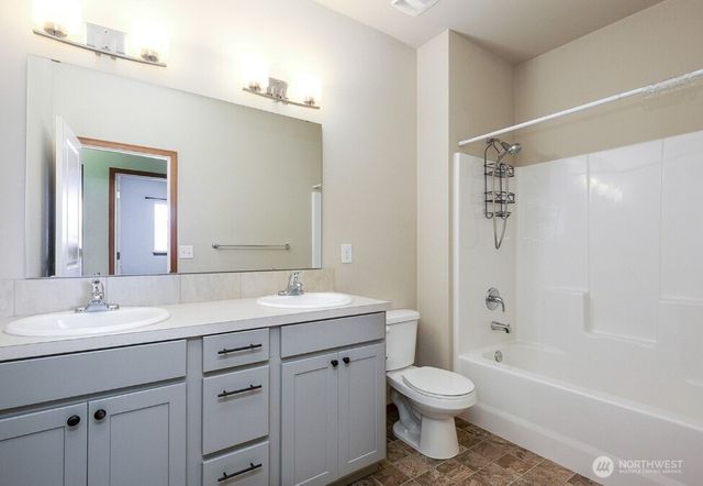 2425 Schley Boulevard, Bremerton, WA 98310