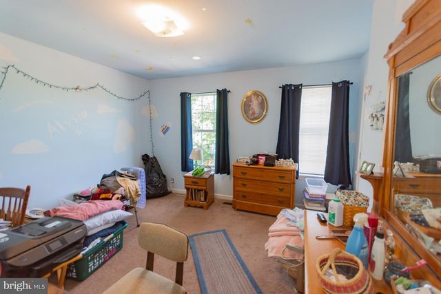 207 WILLOW BROOK DR, Charles Town, WV 25414