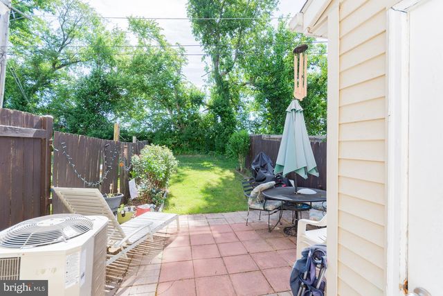 207 WILLOW BROOK DR, Charles Town, WV 25414