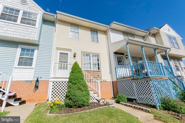 207 WILLOW BROOK DR, Charles Town, WV 25414