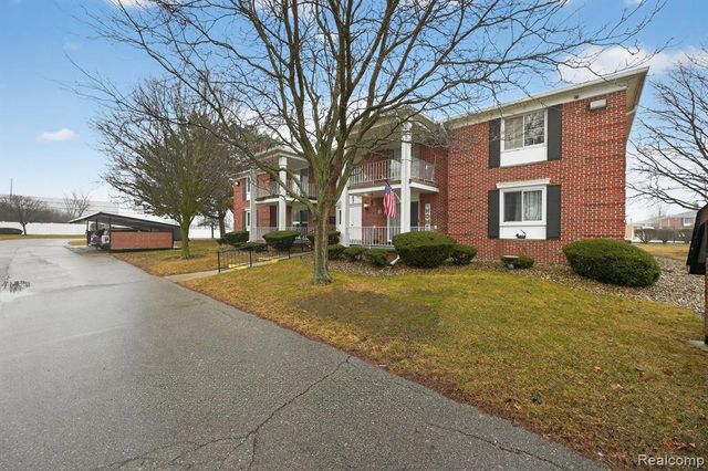 1870 Fort Street 1, Trenton, MI 48183