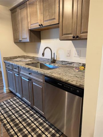 1870 Fort Street 1, Trenton, MI 48183