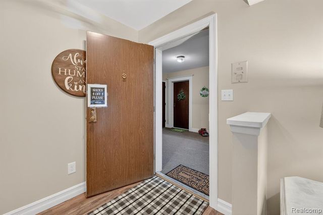 1870 Fort Street 1, Trenton, MI 48183