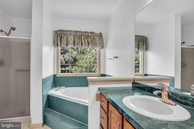 1210 HIGHLANDER WAY, Mechanicsburg, PA 17050