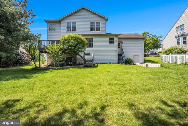 1210 HIGHLANDER WAY, Mechanicsburg, PA 17050