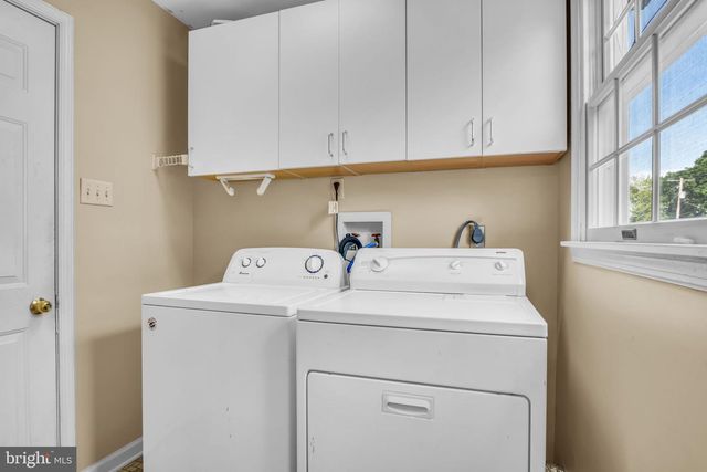 1210 HIGHLANDER WAY, Mechanicsburg, PA 17050