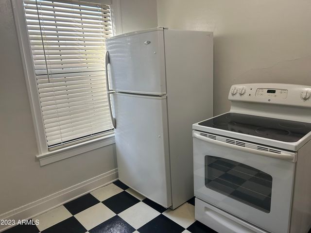 902 E PALM Lane Apt 4, Phoenix, AZ 85006