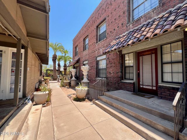 902 E PALM Lane Apt 4, Phoenix, AZ 85006