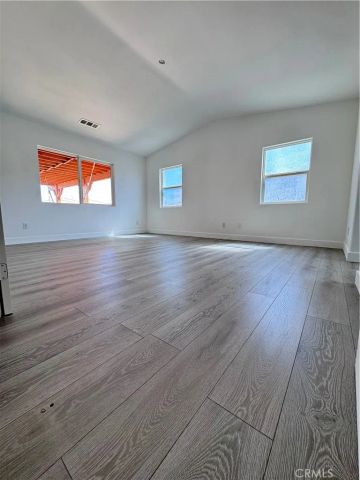 1554 Granville, Lancaster, CA 93535