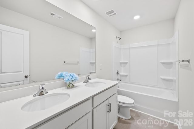 2023 Navarro Road, Charlotte, NC 28214